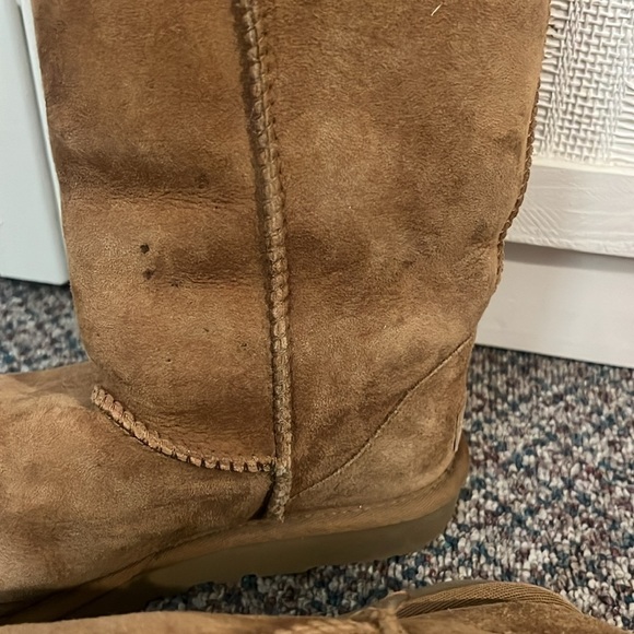 UGG  women’s chestnut sheepskin suede Classic tall winter boots size 7 - Picture 5 of 10